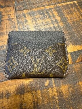Louis Vuitton Monogram Brown & Gold Card Holder